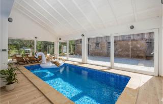 Nice Home In Otocac With Sauna - 1