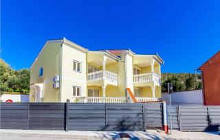 Amazing Home In Dramalj With Wifi - Dramalj - 2