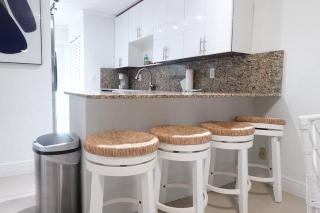Vibrant Waterfront Apartment! - Boca Raton - 1