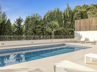 Stylish villa with generous veranda - Can Furnet - 2