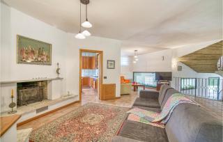 Amazing Home In Umbertide With Kitchen - 8