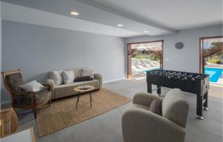 Holiday Home Tinjan 56 - 4