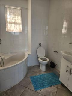 Holiday at the Beach - Sapphire Coast - Amanzimtoti - 2