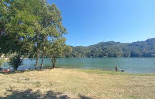 2 Bedroom Stunning Apartment In Barga - 2