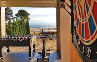 Gorgeous Home In Veliko Brdo - Makarska - 4