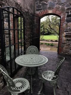 Luxury Large Group Accommodation with Hot Tub - - 4