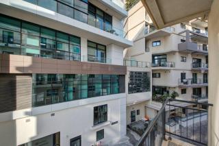 Modern Apt in Luxury Complex St Julians - 4