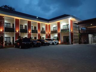 Nirvana House (Guest House Syari'ah) - Port Elgin - 1