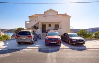 Beautiful Apartment In Stara Novalja - 2