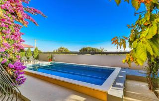 Six-Bedroom Holiday Home Kastel Luksic With A Fireplace 02 - Kaštela - 3
