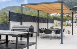 Amazing Home In Kastel Stari With Sauna - 3