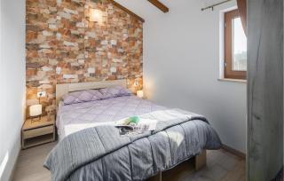 Awesome Home In Rovinj With Kitchen - 5