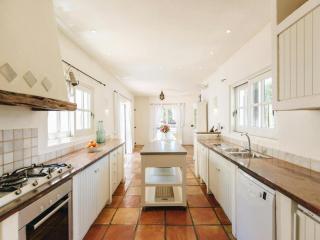 Country-view villa with pool - 5