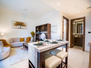 Easygo- Stylish 1BDR Sobha creek vista- Meydan living - Dubai - 3