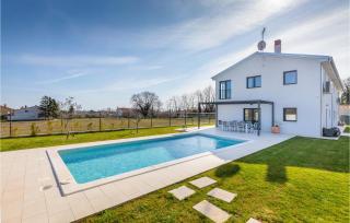 Amazing Home In Marcana - Marčana - 0
