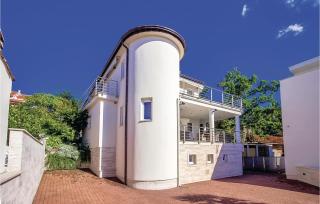 Beautiful Apartment In Crikvenica - Crikvenica - 6