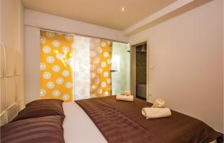 Beautiful Apartment In Crikvenica - Crikvenica - 5