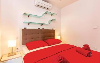 Beautiful Apartment In Crikvenica - Crikvenica - 3