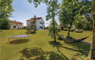 Cozy Home In Viskovo With Wifi - 4