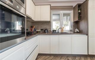 Gorgeous Home In Bibinje With Wifi - Bibinje - 4