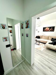 Hidden Gem Apartment - Tirana - 1