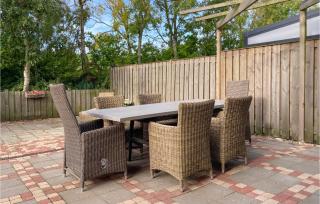 Cozy Home In Stavenisse With Sauna - Stavenisse - 3