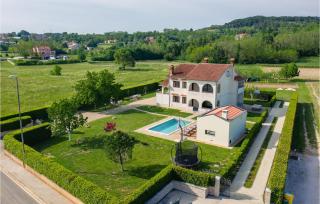 5 Bedroom Nice Home In Karojba - Motovun - 2