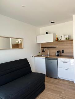 Studio rénové en plein centre ville, sur le port, vue mer - La Grande-Motte - 5