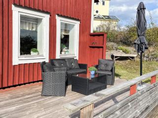 4 person holiday home in FIGEHOLM - 1