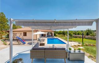 Beautiful Home In Kunj With Wifi - Kunj - 9