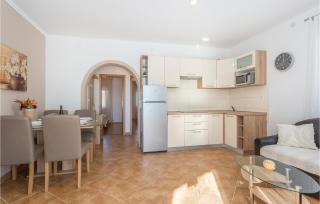 Cozy Apartment In Krk With Wifi - Krk - 7