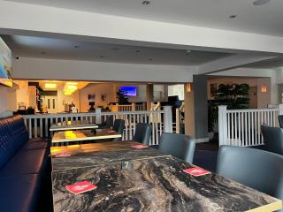 High Corner Hotel - Llanharan - 6