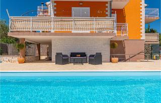 Two-Bedroom Apartment In Sibenik - Šibenik - 4