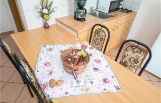 Cozy Apartment In Vidalici With Wifi - Kustići - 3
