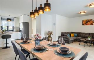 Gorgeous Home In Galizana With Kitchen - Galižana - 6