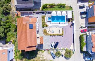 Amazing Apartment In Grebastica - 1