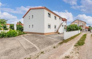 Two-Bedroom Apartment In Vir - Vir - 3