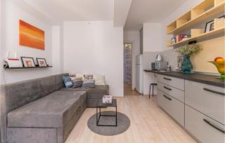 Lovely Apartment In Pakostane With Wifi - Pakoštane - 8