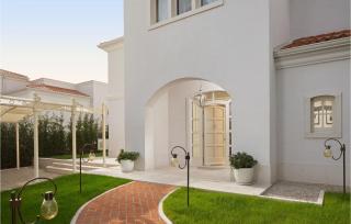 Stunning Home In Vabriga With Wifi - Vabriga - 3
