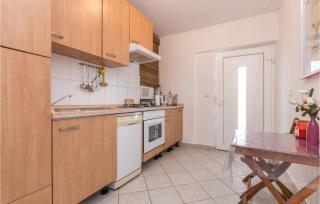 Lovely Apartment In Pakostane With Wifi - Pakoštane - 5