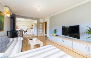 2 Bedroom Cozy Home In Stasevica - Staševica - 6