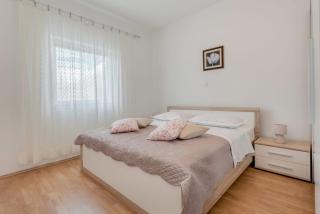Holiday house Kristina with heated Pool, 10pax - Tugare - 5