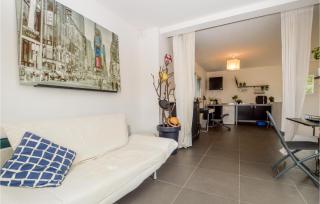 Amazing Home In Pigna With Kitchen - Pigna - 5