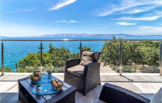 2 Bedroom Beautiful Apartment In Povile - Povile - 0