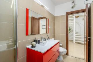 Superb Beachside Duplex 3Rooms - Terrace & Mamad - Tel Aviv - 6