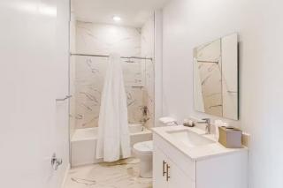 Spacious 4BR plus Den Home with Pool, 15 Mins to Disney - Davenport - 2