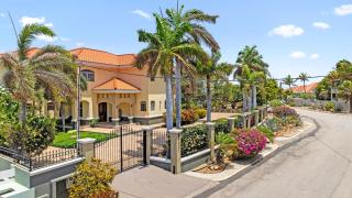 Bocobay Seaside Beach House - Palm-Eagle Beach - 5