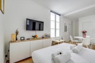 Center of Paris l Fully equipped and Cozy - París - 1