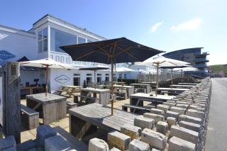 Westpoint Dog Friendly Apartments - West Bay - 9