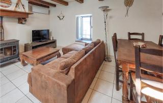 2 Bedroom Nice Home In Asté - Asté - 5